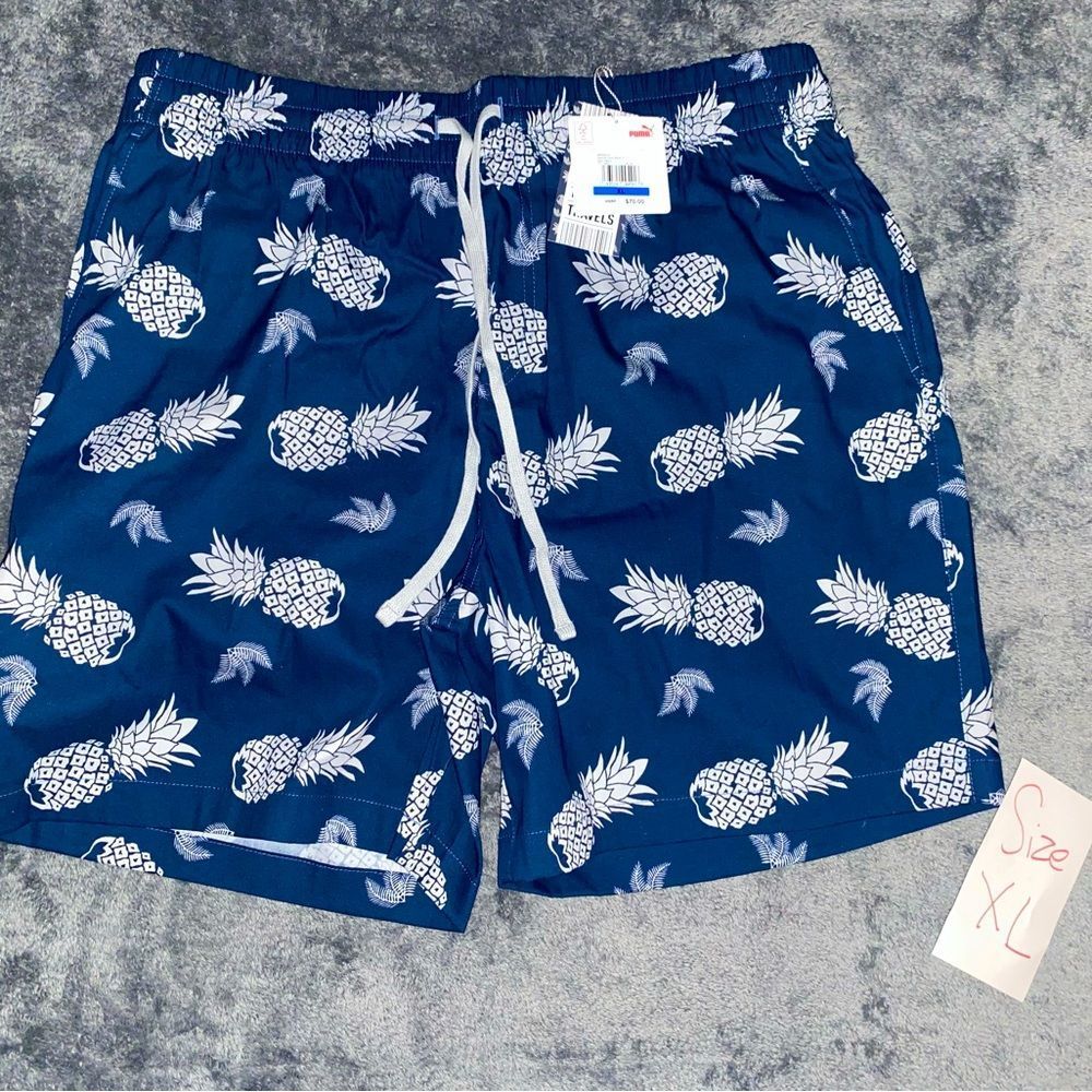 Limited edition size XL pineapple puma golf shorts